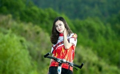 噜噜噜AV久久AV苍井空